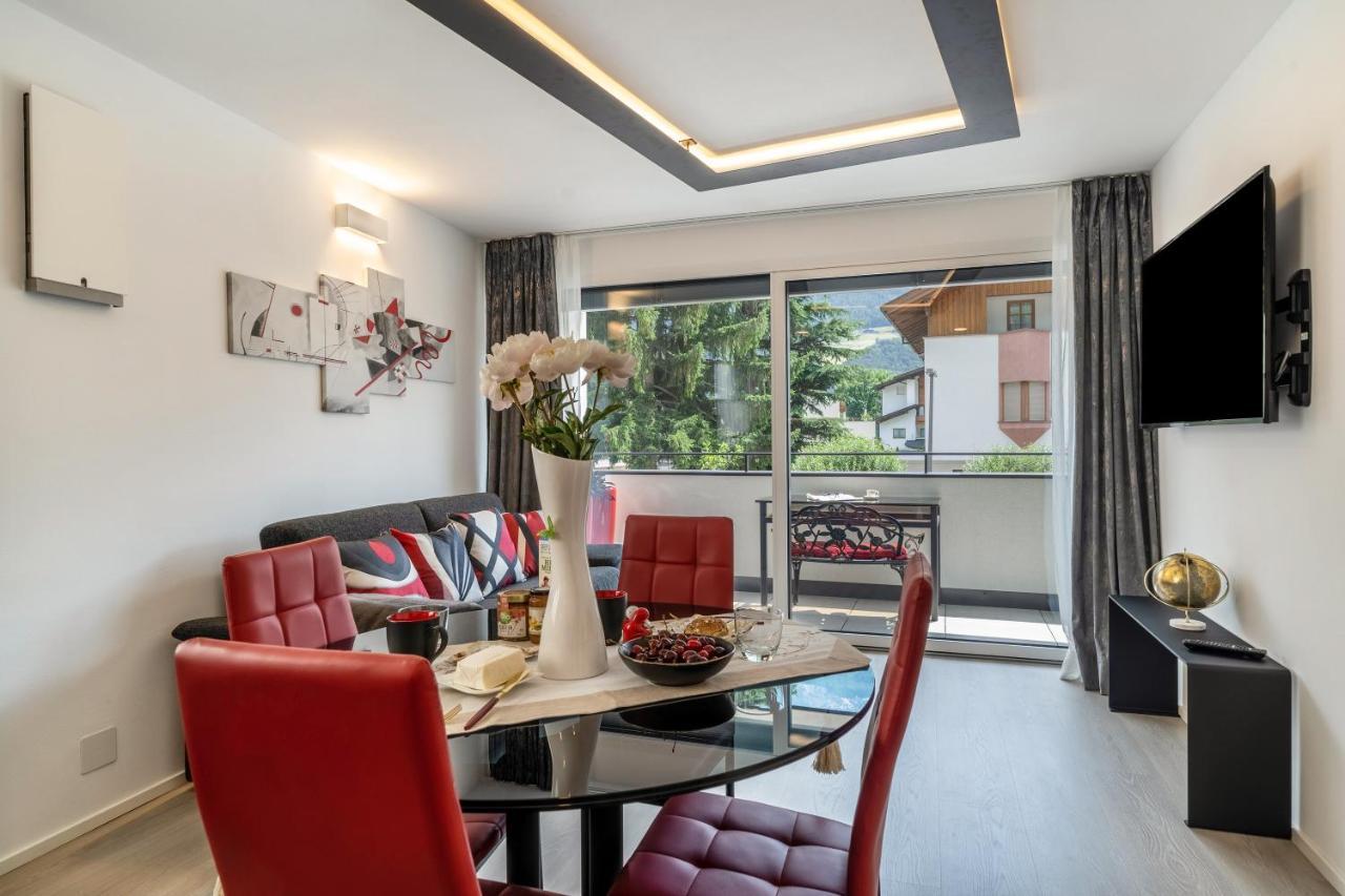 Apartment Il Cuore Rosso Naturns Eksteriør bilde
